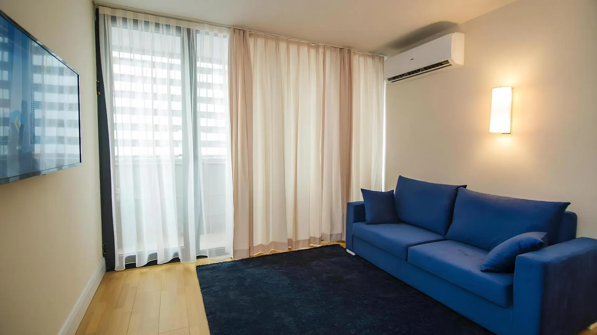New Orbi City Suite 巴统 酒店