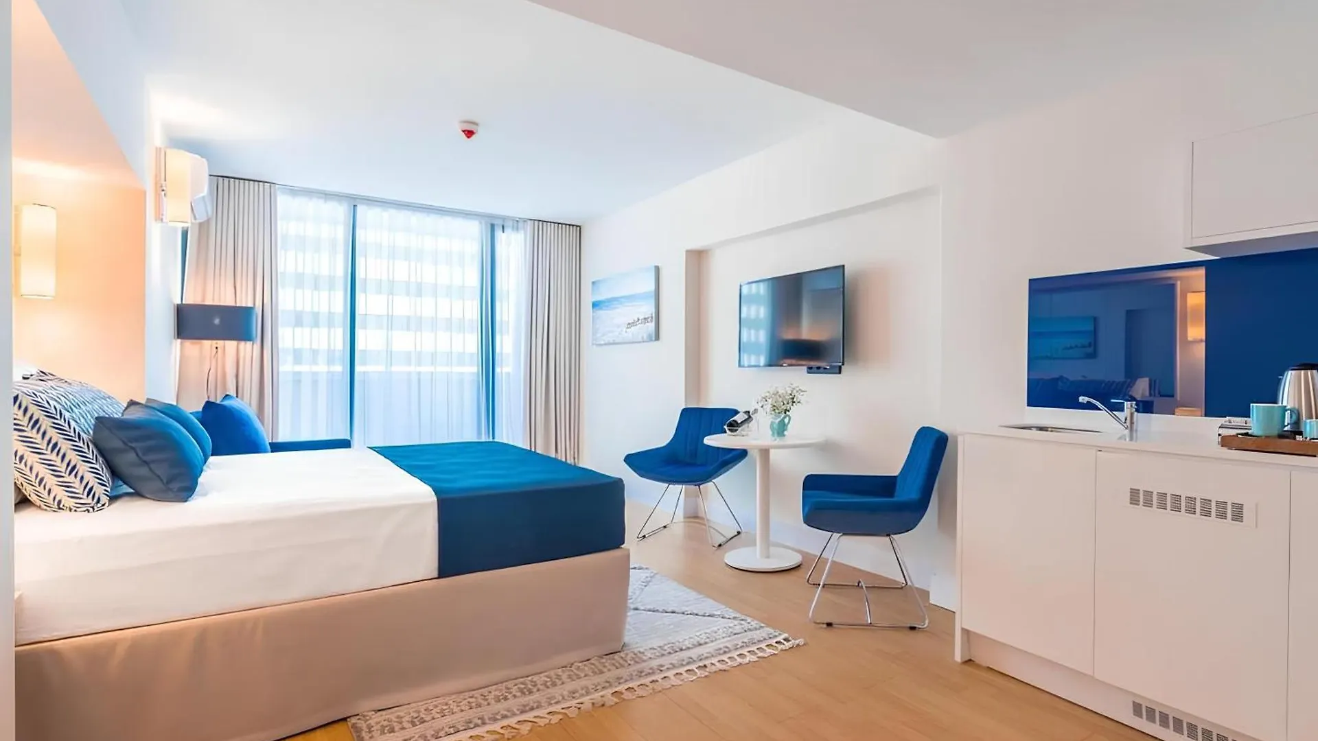 New Orbi City Suite 巴统 酒店